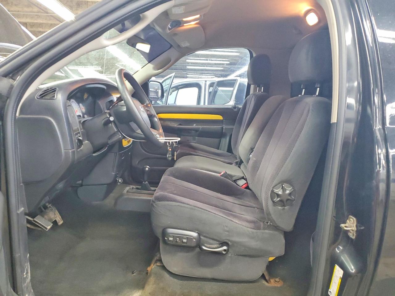 2005 Dodge Ram 1500 VIN 1D7HU16D65J517172 photo 7