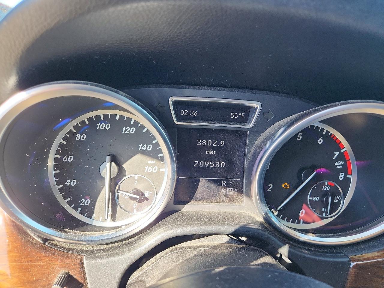 2012 Mercedes-Benz M-class VIN 4JGDA5HB5CA020885 photo 9