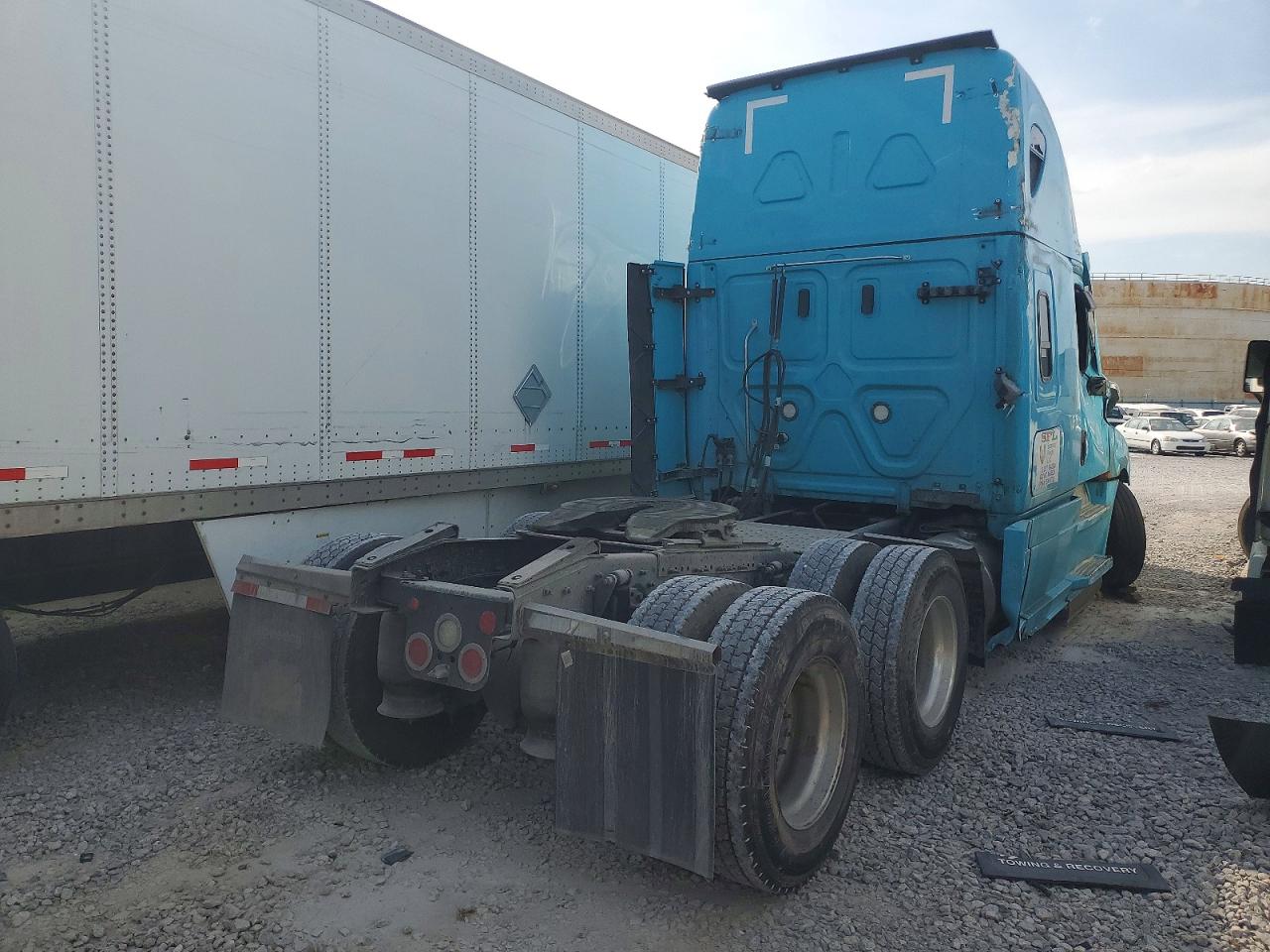 2023 FREIGHTLINER All other VIN 3AKJHHDR7PSNU8720 photo 4