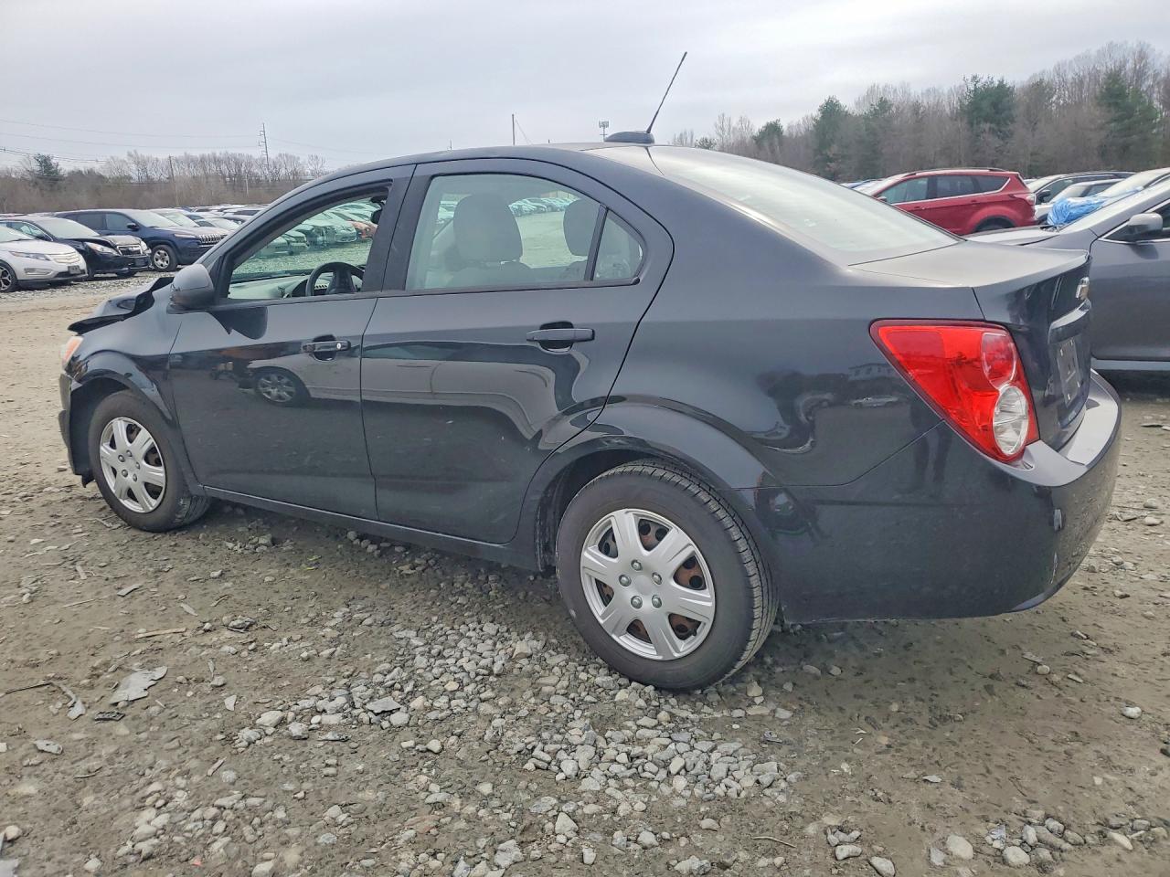 2015 CHEV Sonic VIN 1G1JA5SH0F4167440 photo 2