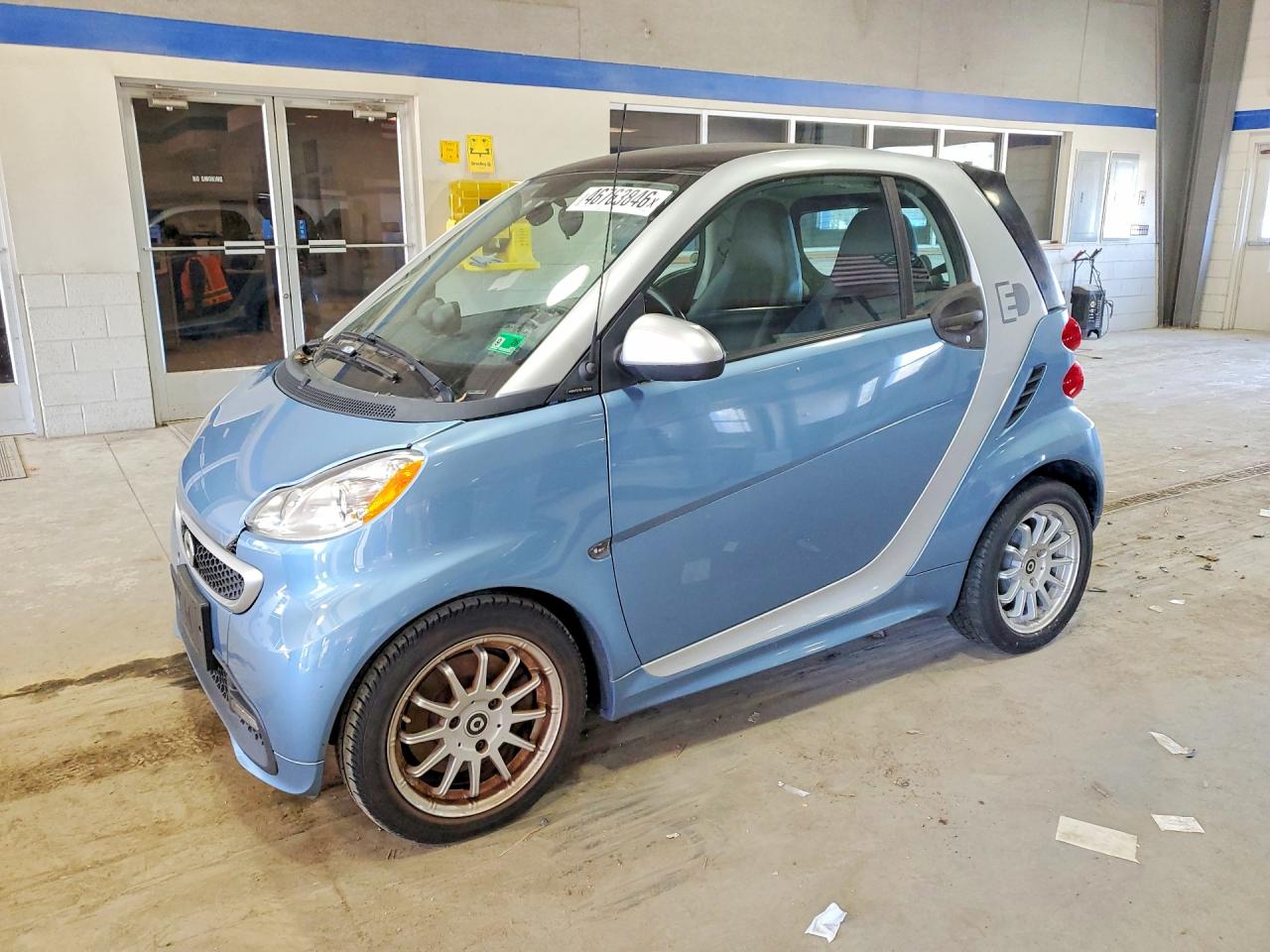 2014 Smart Fortwo VIN WMEEJ9AA4EK756300 photo 1