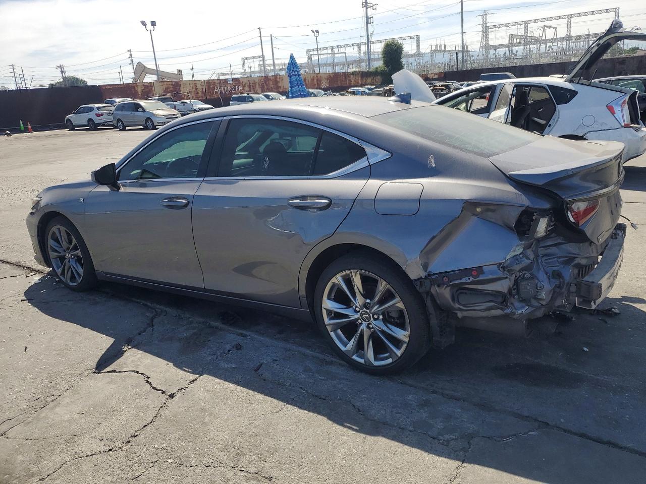 2019 Lexus ES350 VIN 58ABZ1B10KU019898 photo 2