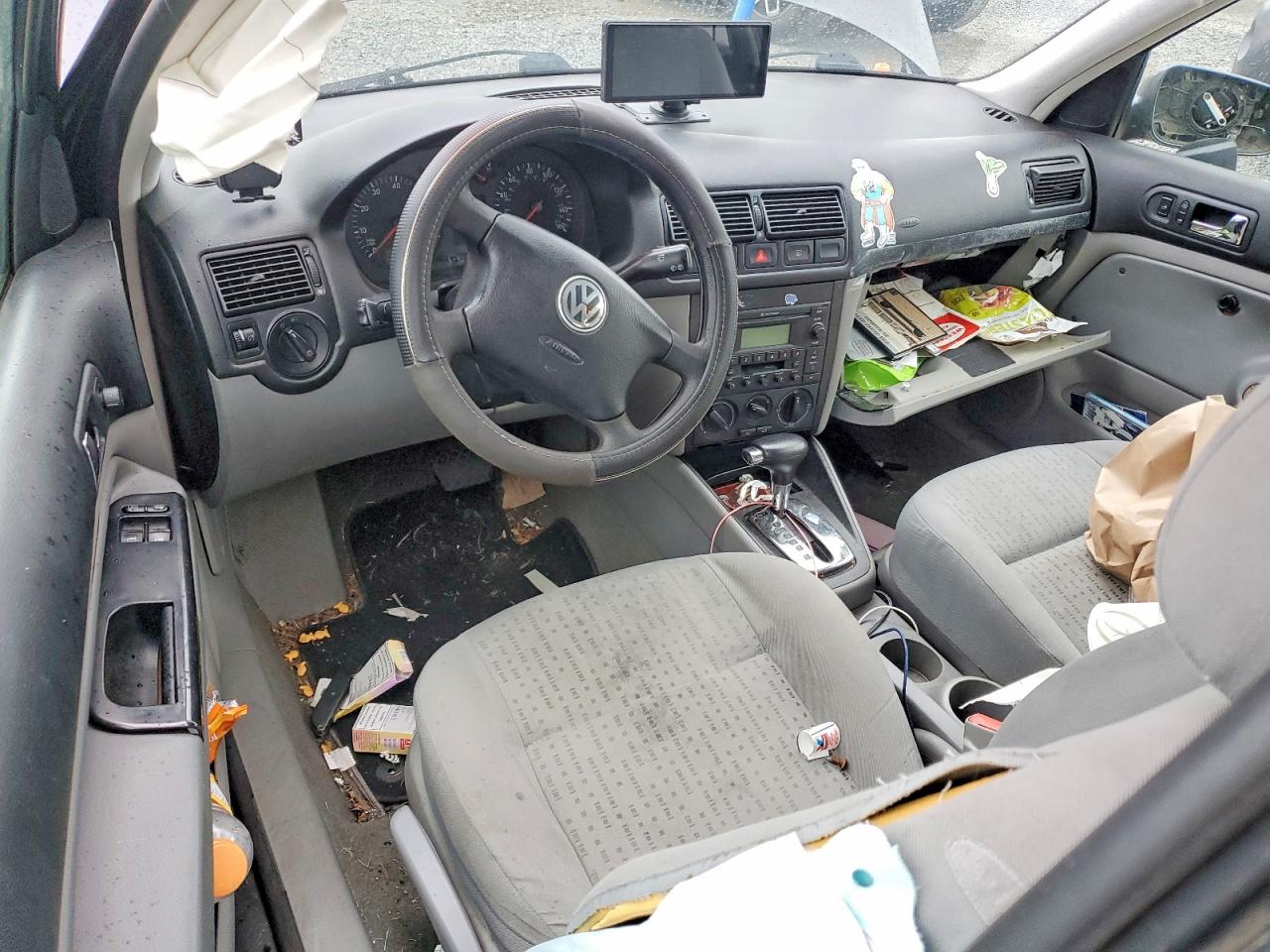 2004 Volkswagen Golf VIN 9BWBL61J944005597 photo 8