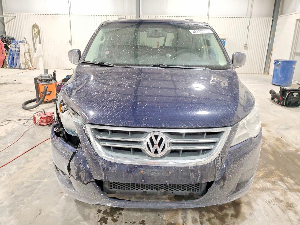 2012 VOLKSWAGEN Routan VIN 2C4RVABG9CR321294 photo 5
