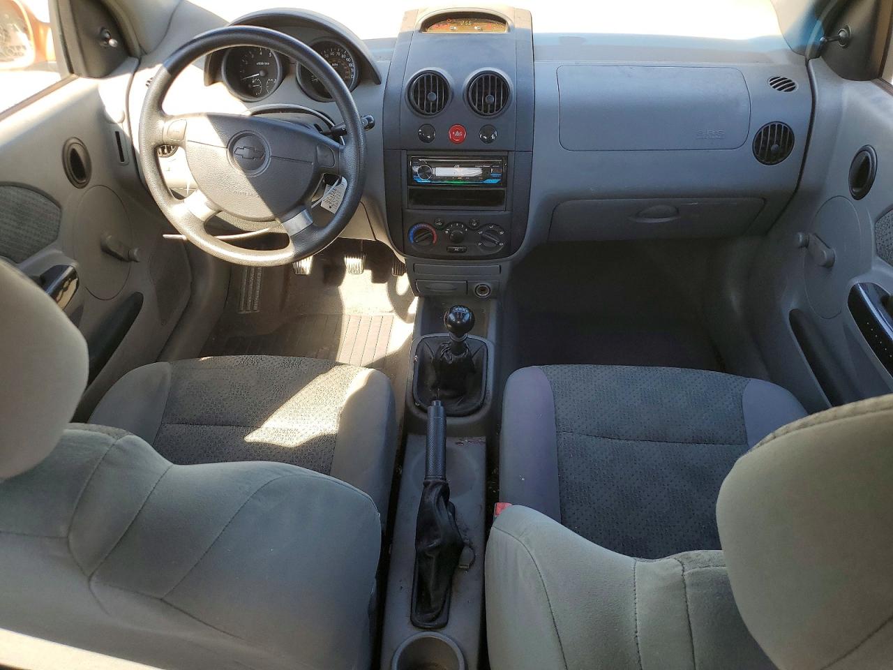 2005 Chevrolet Aveo VIN KL1TD52635B404879 photo 8