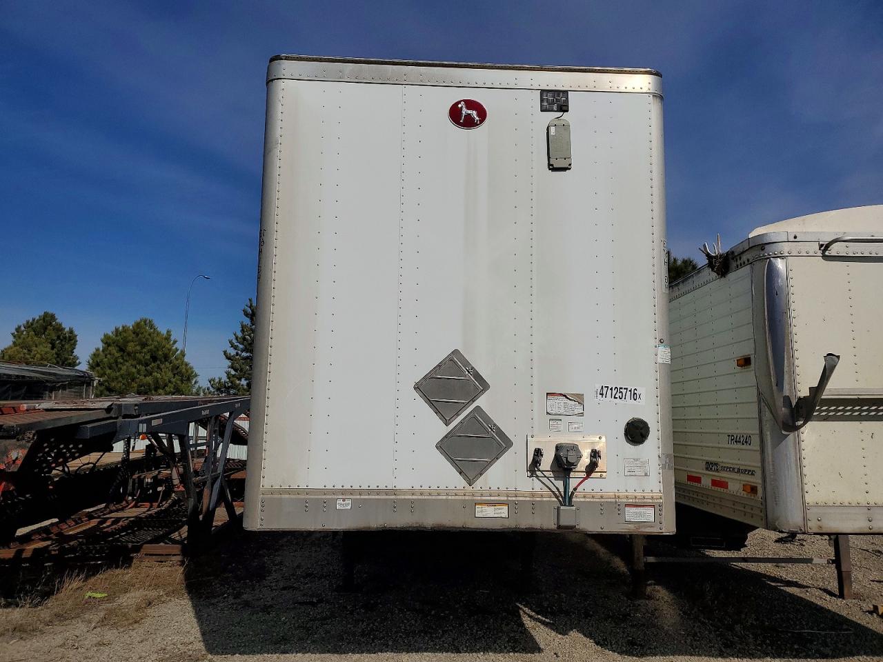 2019 GREAT Trailers VIN 1GRAP0626KT127870 photo 2