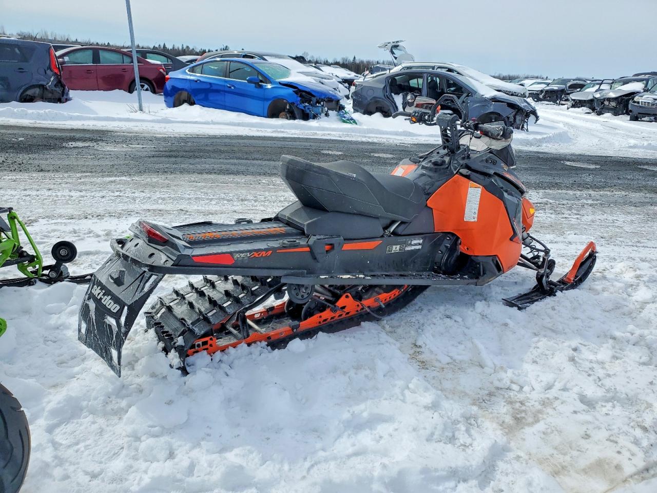 2016 SKID Renegade b VIN 2BPSUJGD8GV000024 photo 4