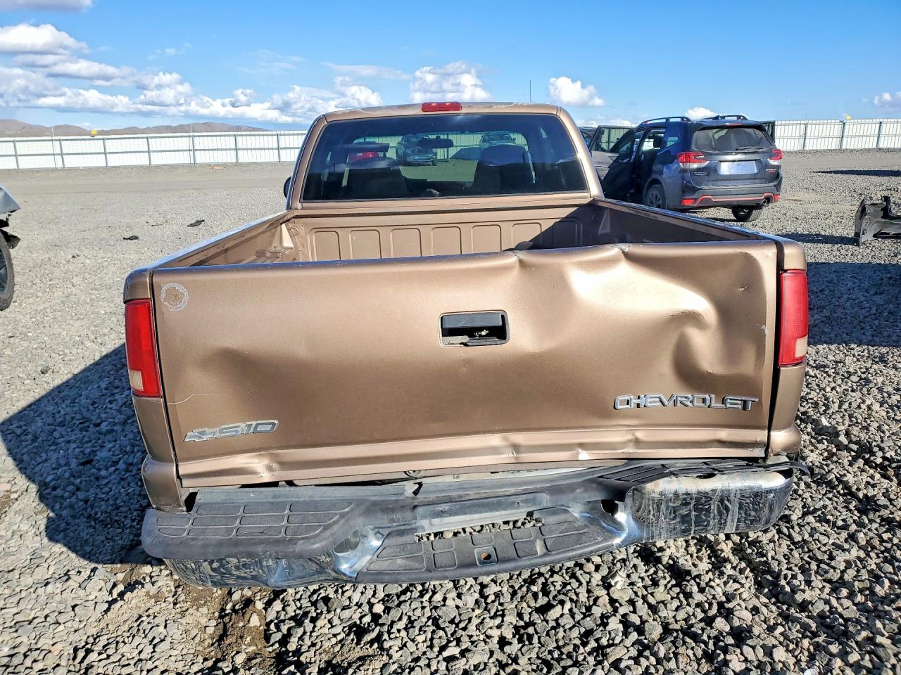 2003 CHEV S10 VIN 1GCDT19X938187100 photo 6