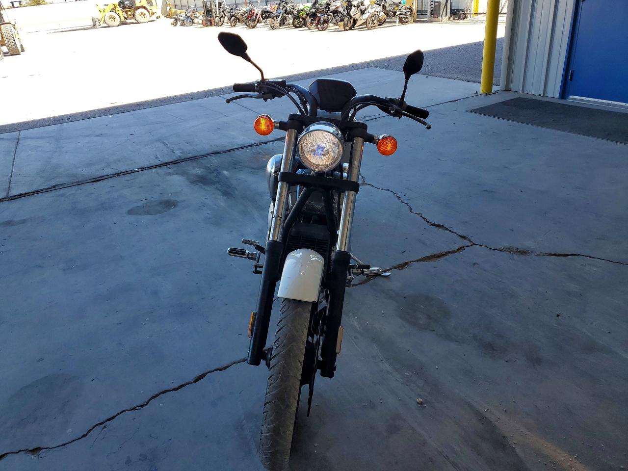 2011 Honda Vt cycle VIN JH2SC6144BK000599 photo 2
