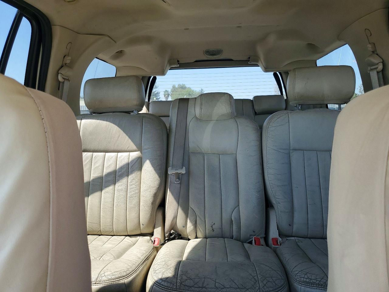 2004 LINCOLN Navigator VIN 5LMFU27R34LJ37915 photo 10