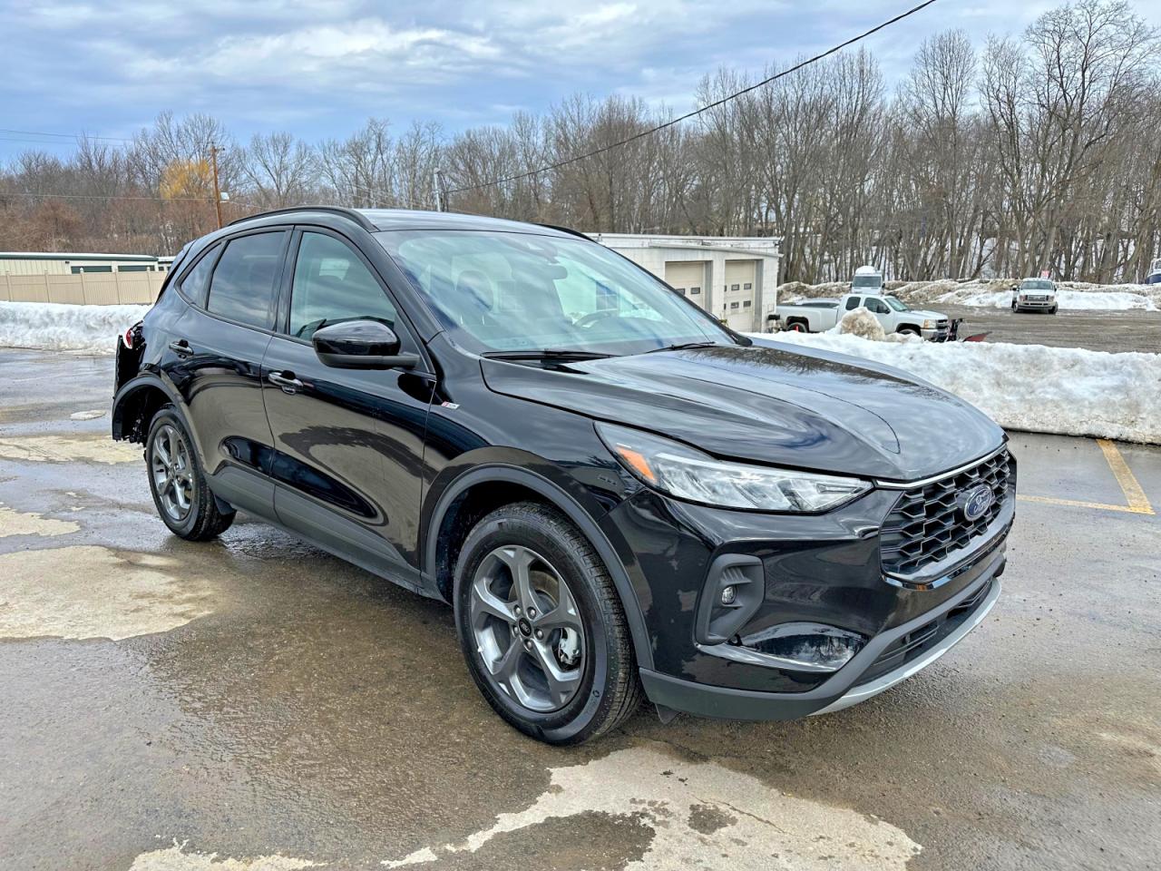 2025 Ford Escape st VIN 1FMCU9NAXSUB45447 photo 4