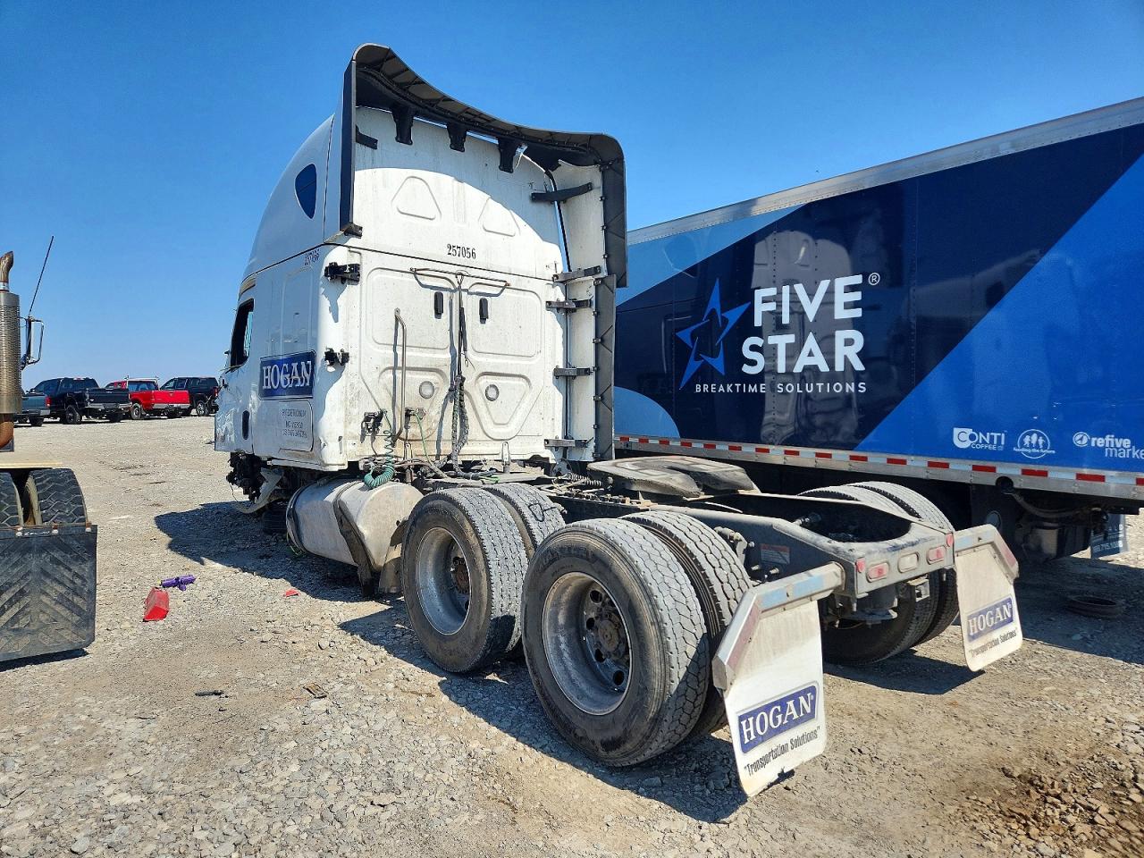 2025 FREIGHTLINER All other VIN 3AKJHHDRXSSVS1634 photo 3