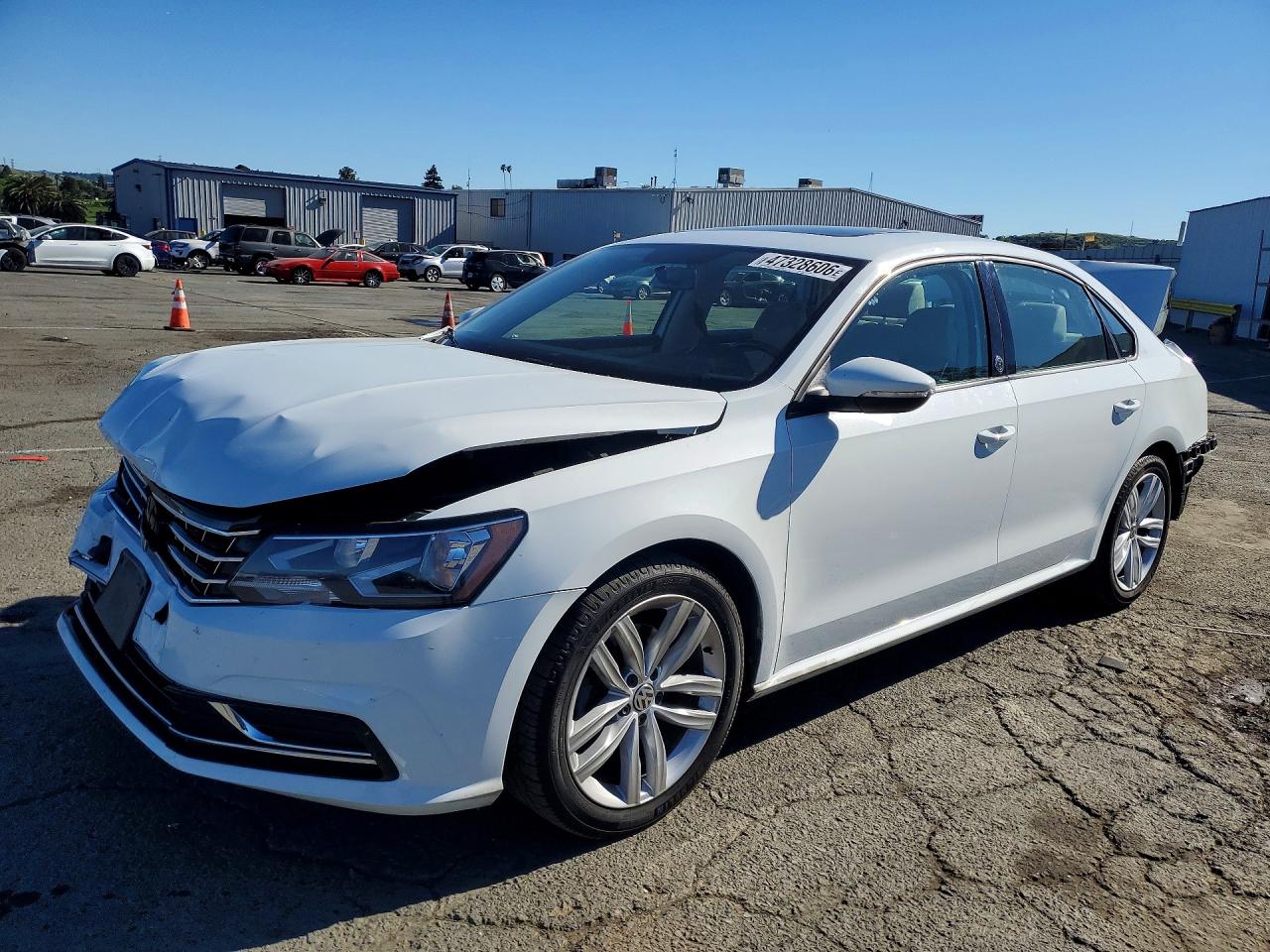2019 VOLKSWAGEN Passat VIN 1VWLA7A34KC010069 photo 1