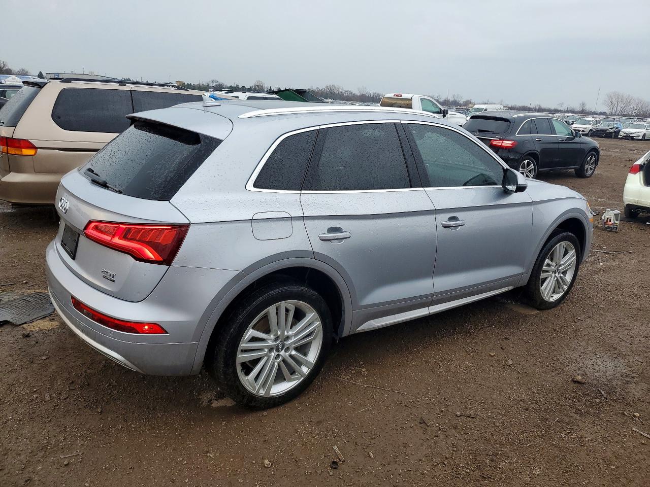 2018 Audi Q5 VIN WA1CNAFY5J2104873 photo 3