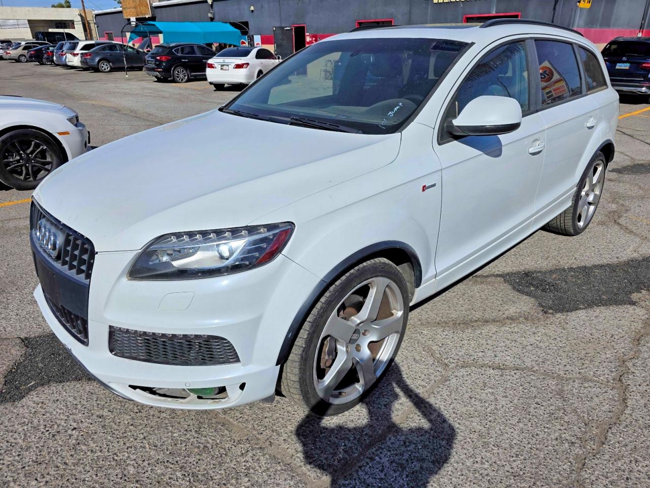 2013 Audi Q7 VIN WA1DGAFE3DD011332 photo 2