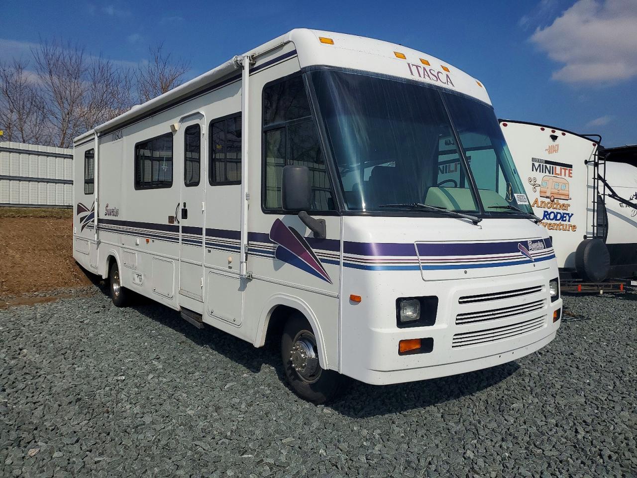 1997 Winnebago Itasca VIN 3FCMF53G7VJA15705 photo 1