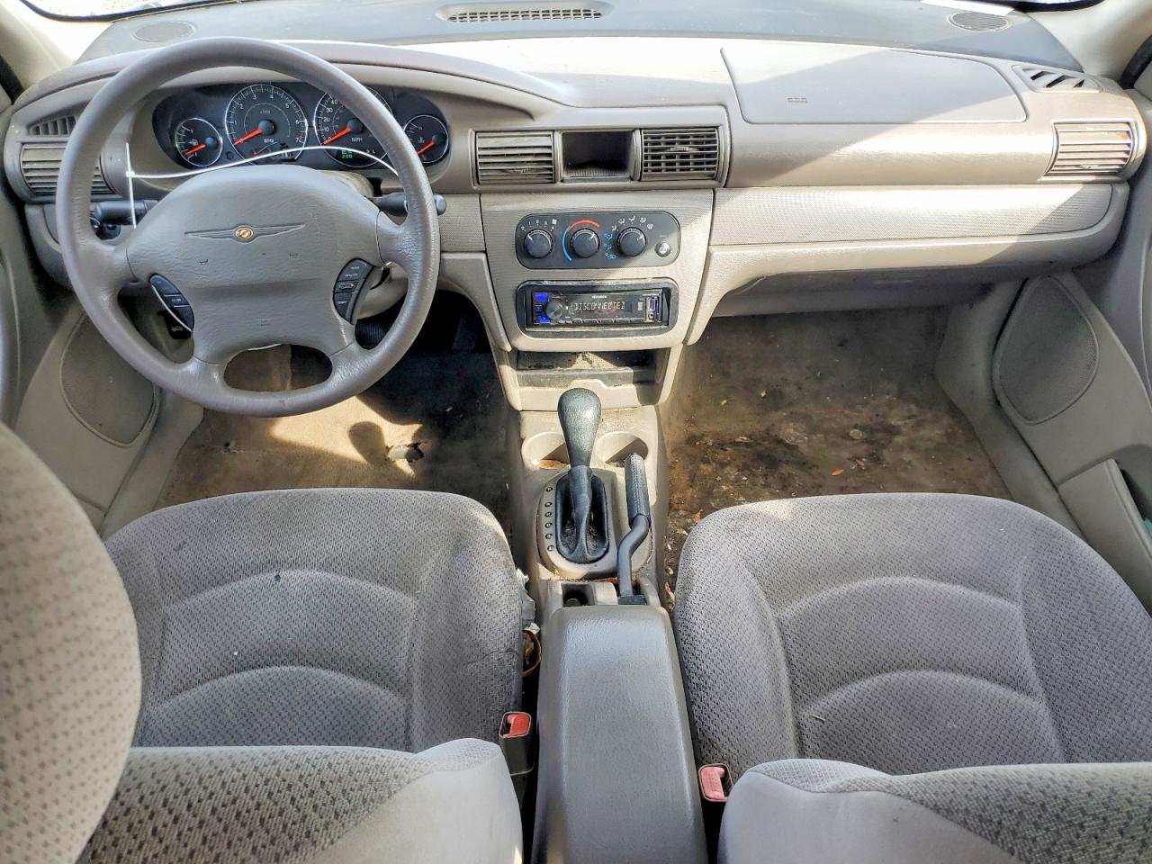 2004 Chrysler Sebring VIN 1C3EL46X24N307630 photo 8