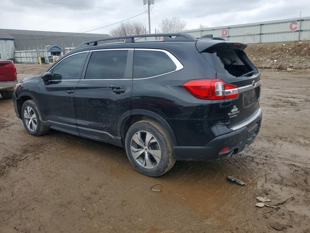 2021 Subaru Ascent VIN 4S4WMACD5M3476313 photo 2