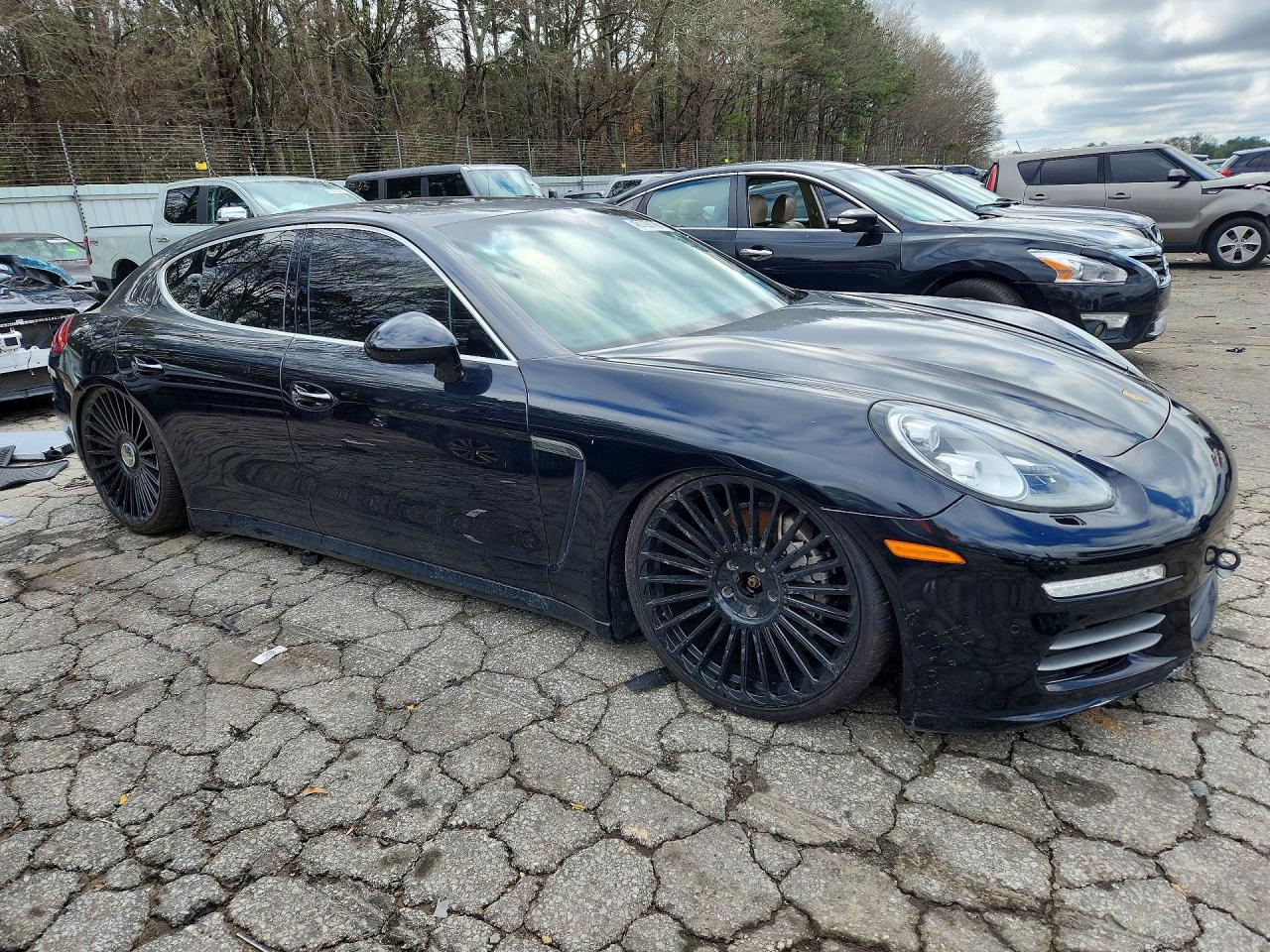 2016 Porsche Panamera VIN WP0AB2A72GL050638 photo 4