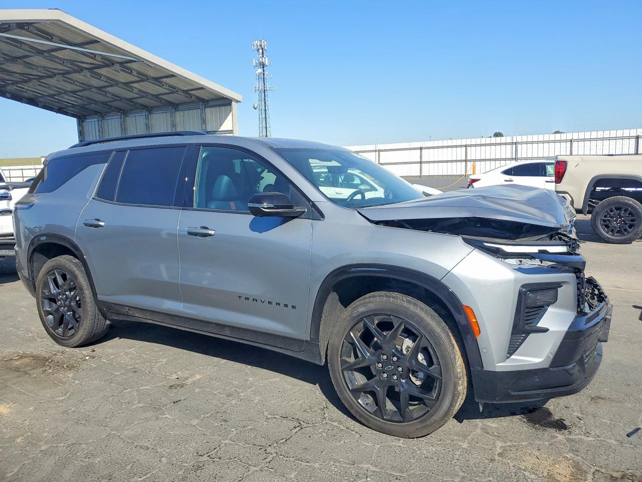 2024 Chevrolet Traverse VIN 1GNEVLKS6RJ148983 photo 4