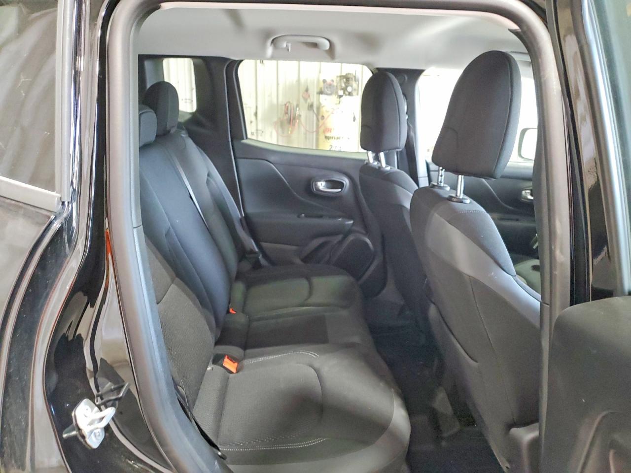 2023 Jeep Renegade VIN ZACNJDB11PPP29626 photo 11