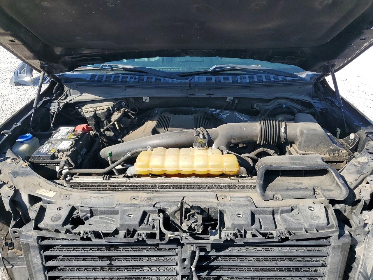 2018 Ford Expedition VIN 1FMJK2AT3JEA39698 photo 12