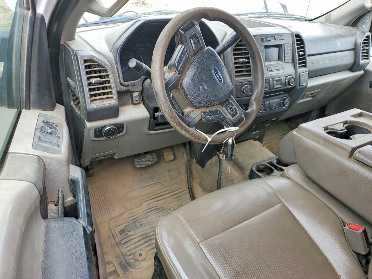 2017 Ford F350 VIN 1FD8X3HT2HEC18305 photo 8
