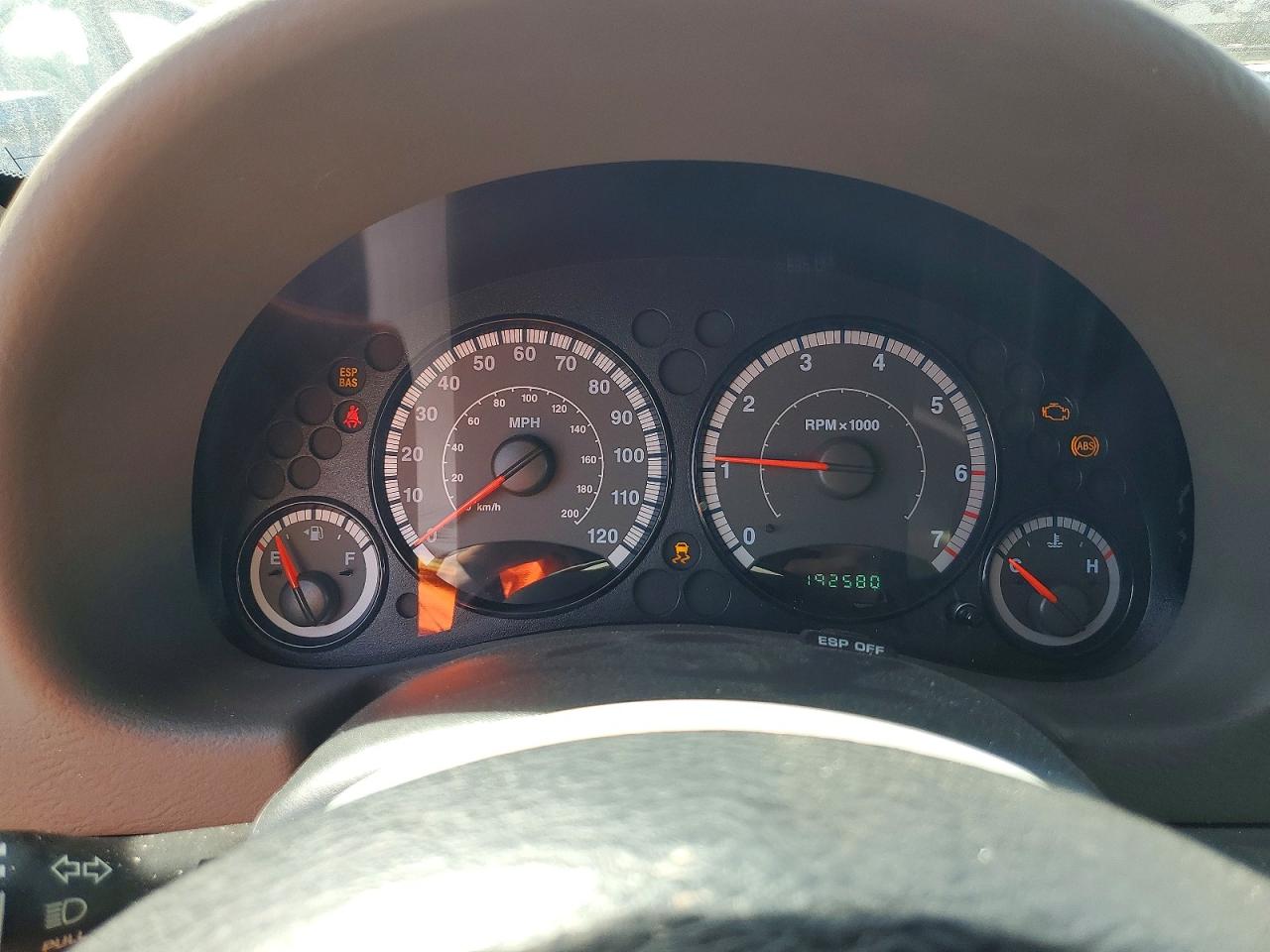 2006 Jeep Liberty VIN 1J4GK48K16W170843 photo 9