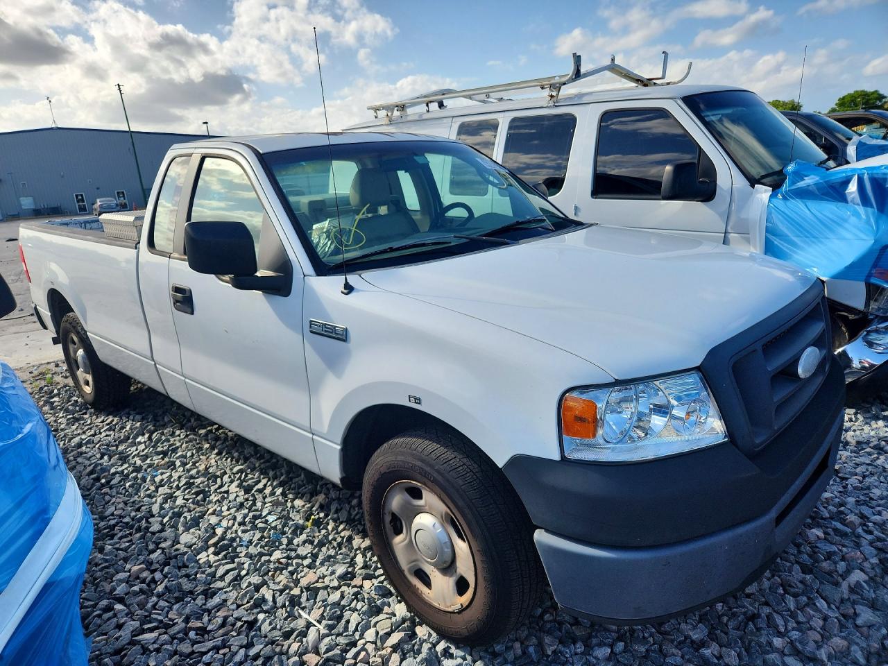 2008 Ford F150 VIN 1FTRF12218KC11105 photo 4
