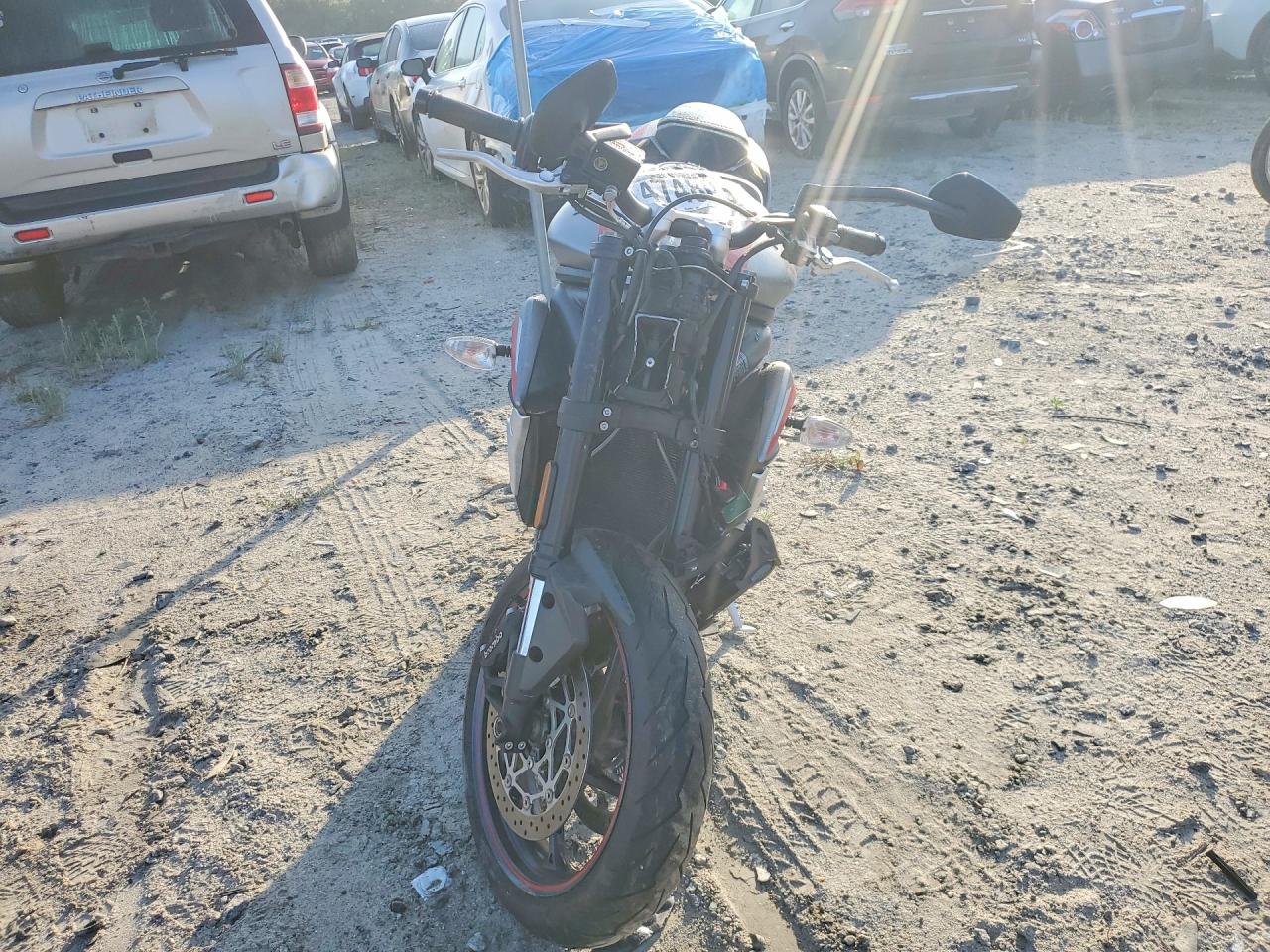 2022 TRIUMPH Street VIN SMTA534D6NTAX4988 photo 2
