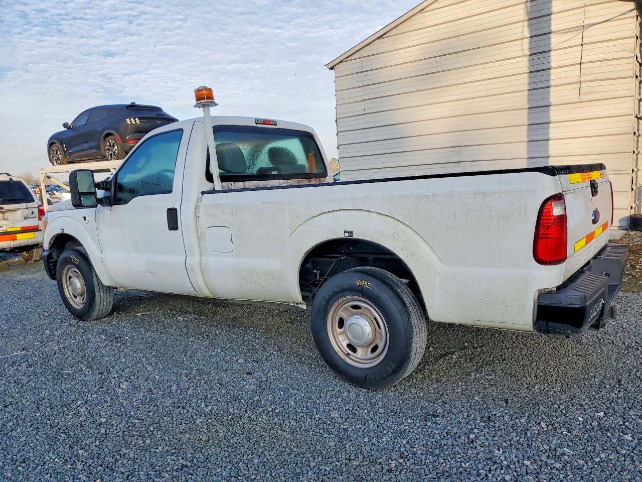 2013 Ford F250 VIN 1FTBF2A61DEB82063 photo 2