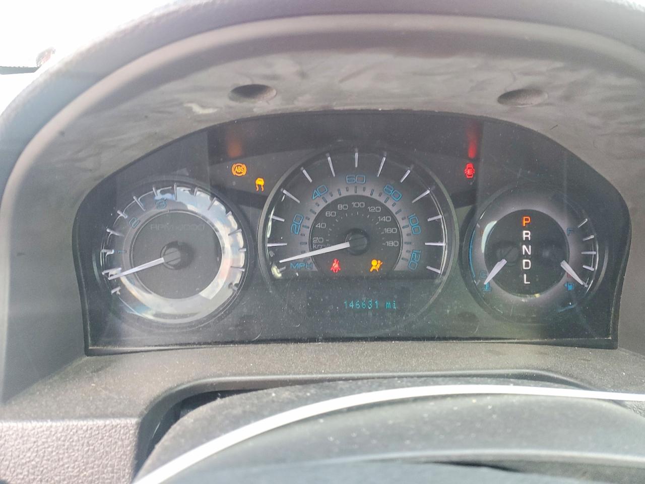 2010 Mercury Milan VIN 3MEHM0HA6AR649600 photo 9