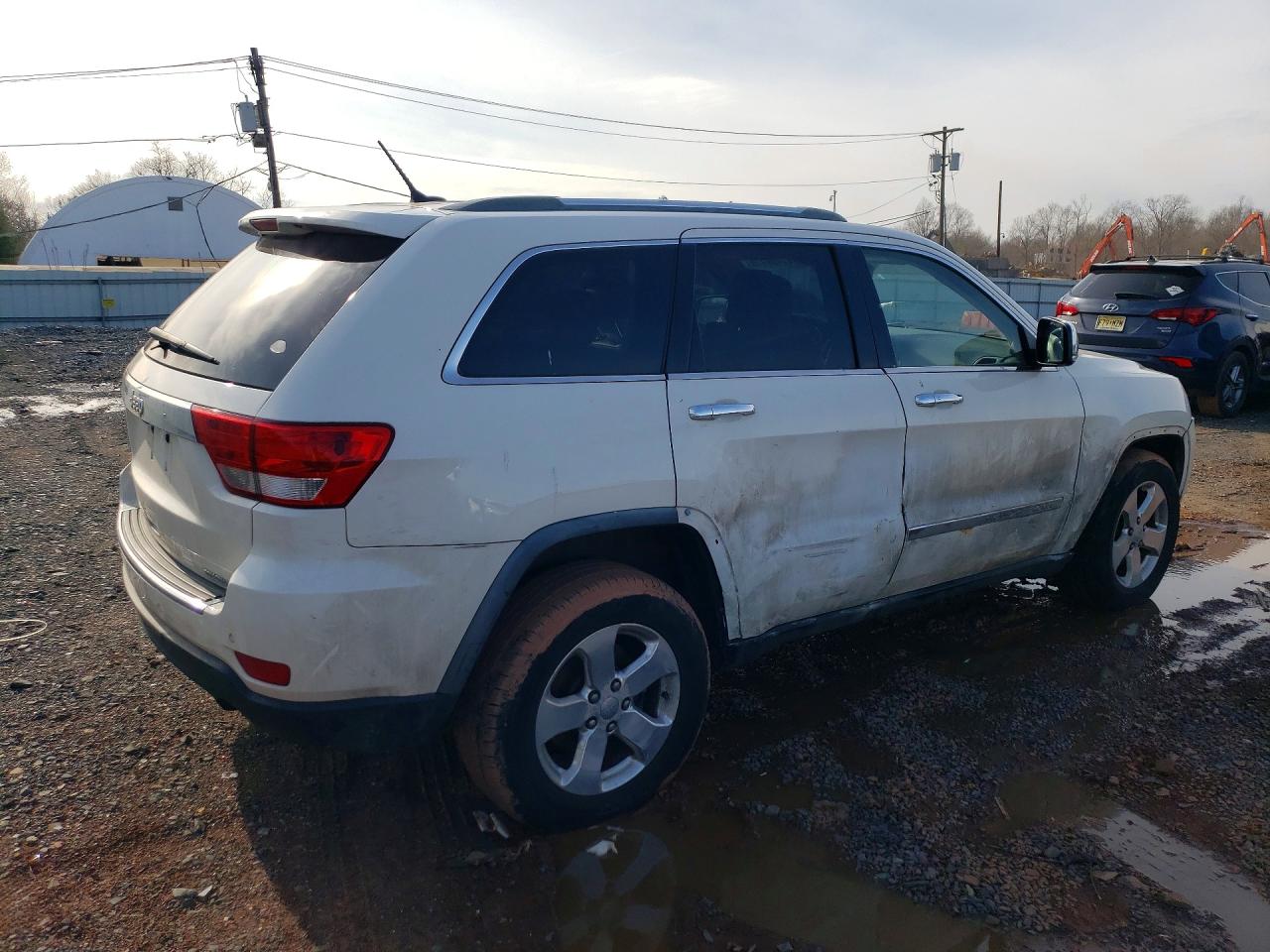 2011 Jeep Grand cher VIN 1J4RR5GG3BC745351 photo 3