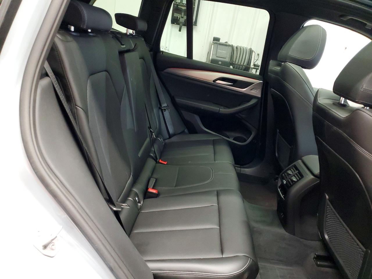 2024 BMW X3 VIN 5UX53DP08R9U77552 photo 11