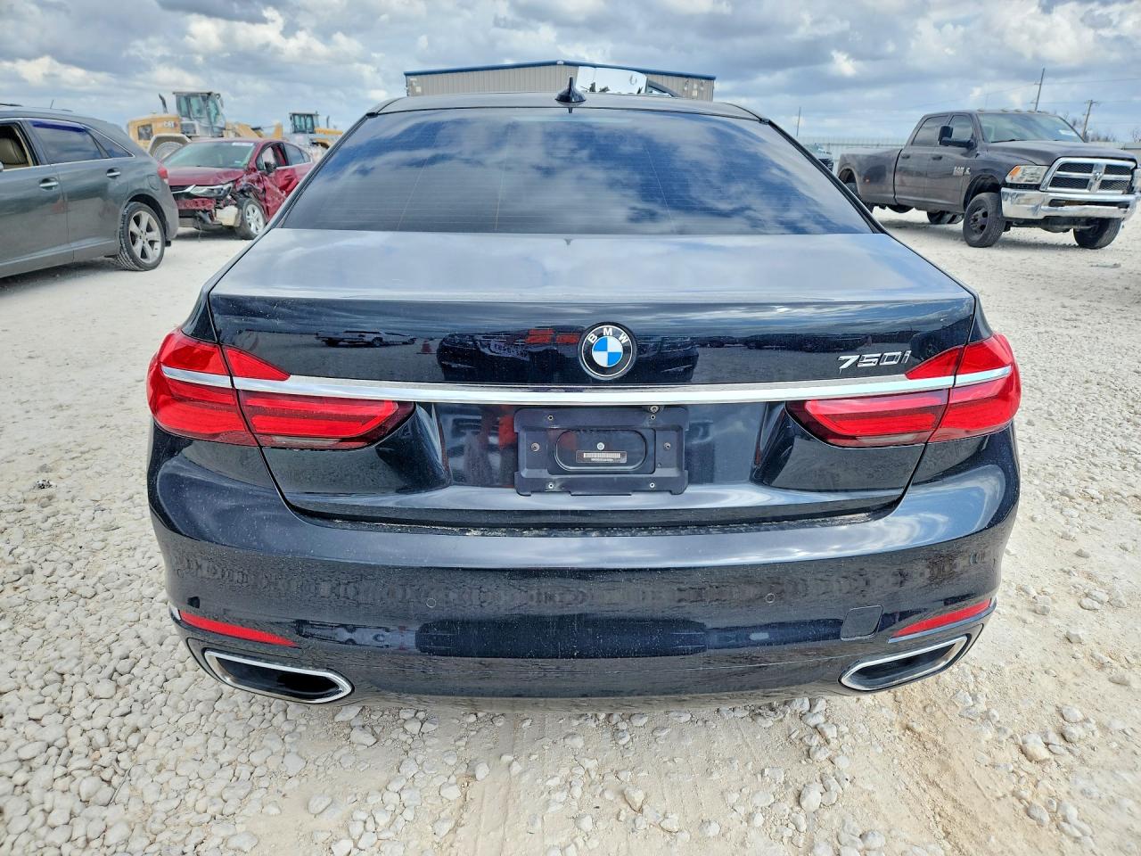 2016 BMW 7 series VIN WBA7F0C51GGL99990 photo 6