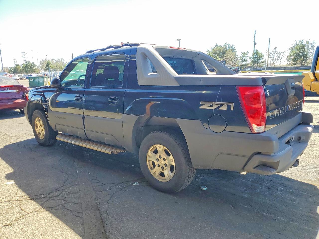 2003 CHEVROLET Avalanche VIN 3GNEK13T83G132989 photo 2