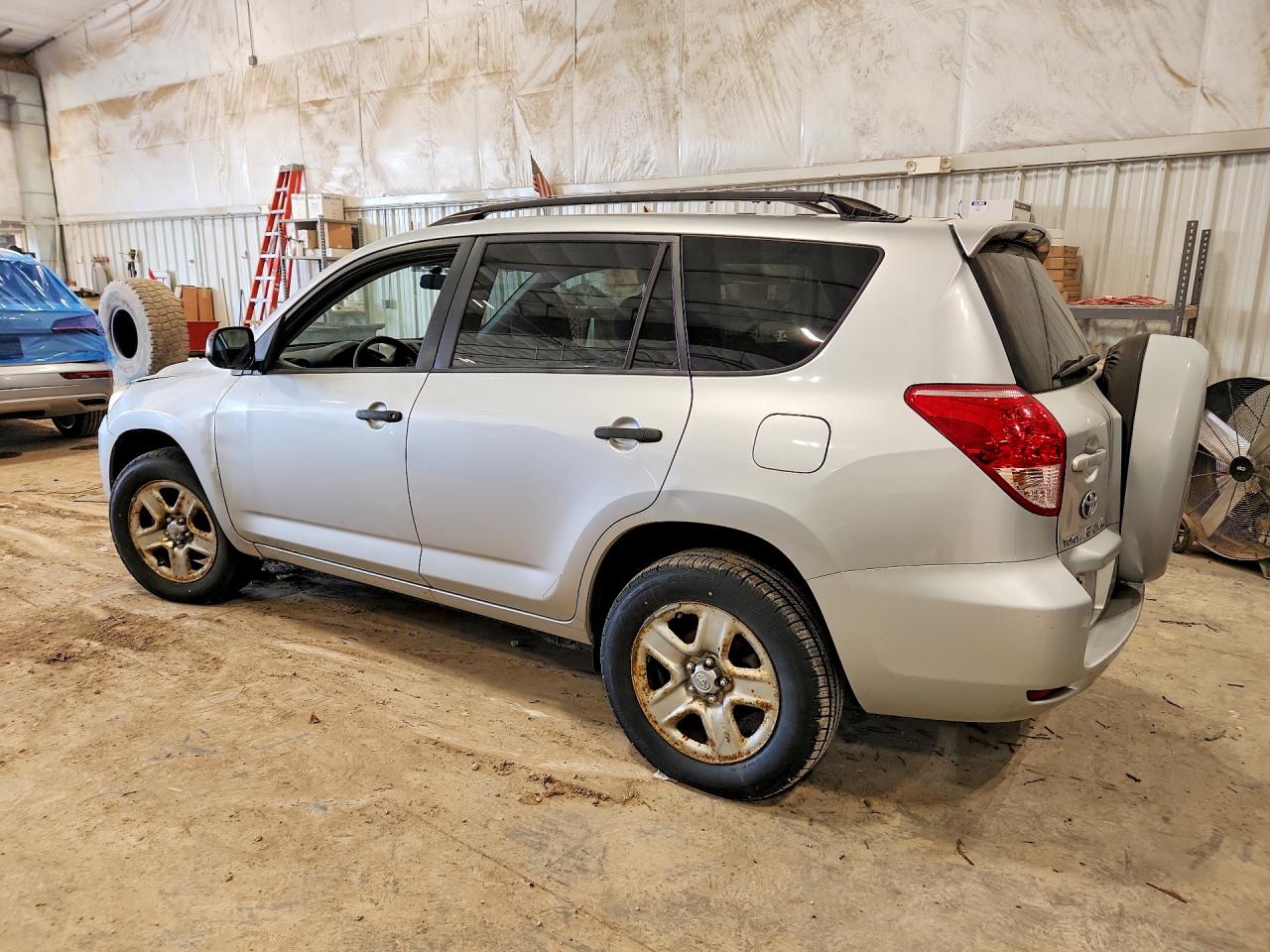 2006 TOYOTA Rav4 VIN JTMZD33V665017188 photo 2