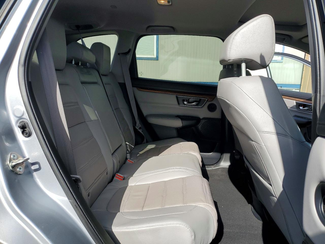 2017 Honda Crv VIN 2HKRW2H97HH625854 photo 11