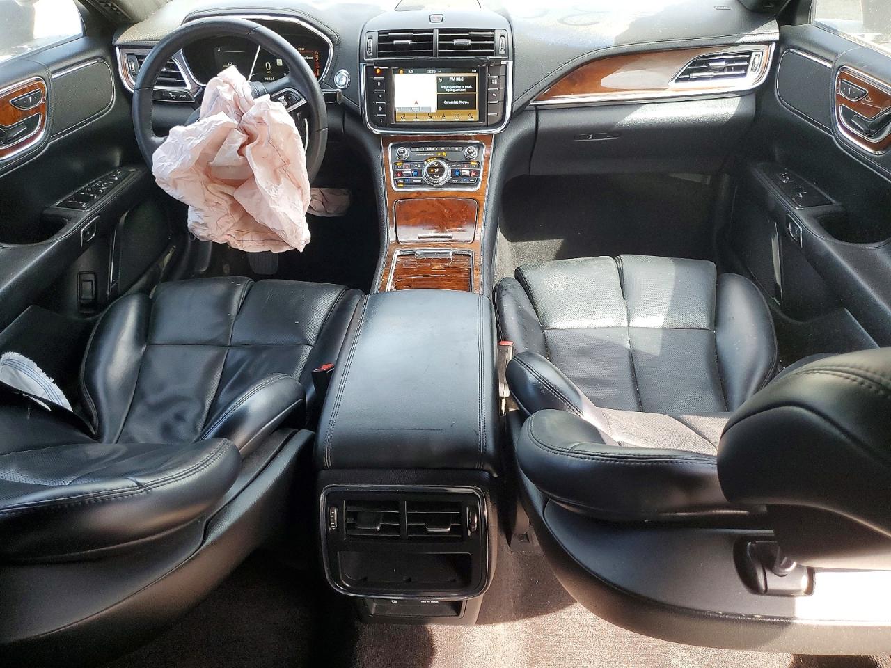2017 LINCOLN Continentl VIN 1LN6L9UK0H5601565 photo 8