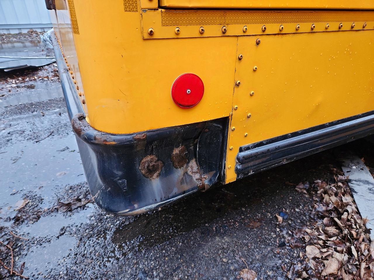2010 THOMAS Express VIN 1GB9G5AG5A1165635 photo 9