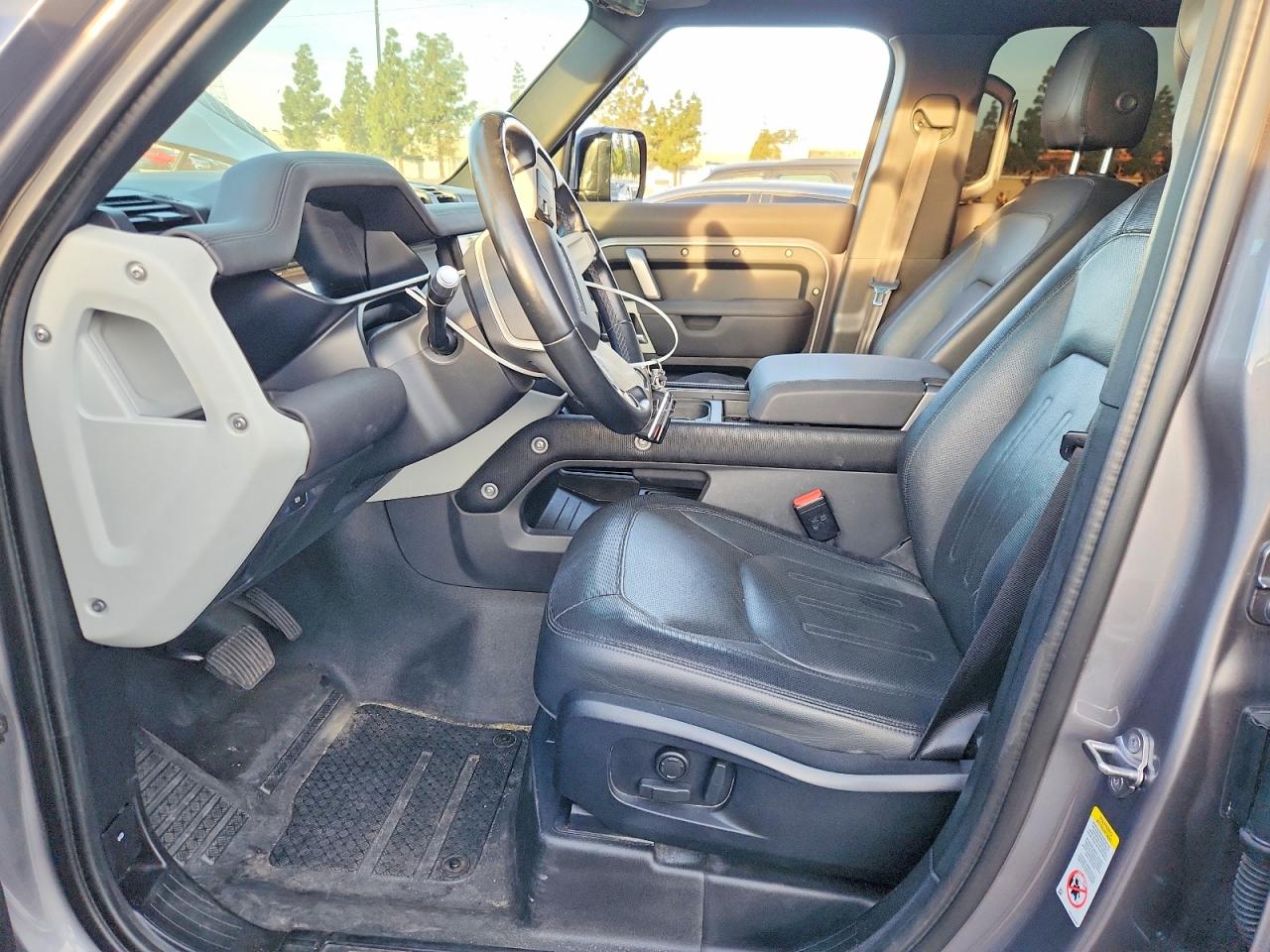 2021 Land Defender VIN SALE27RU2M2040338 photo 7