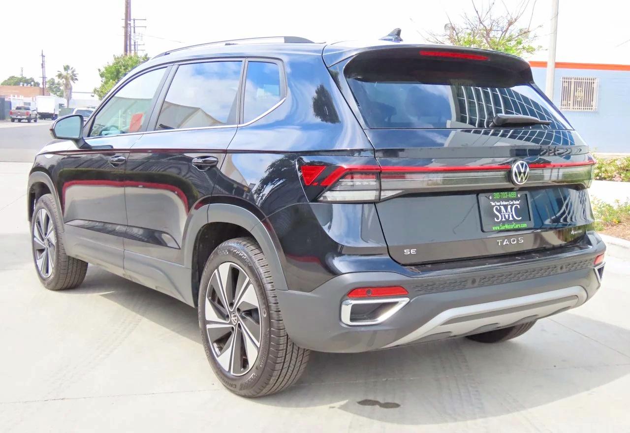 2026 Volkswagen Taos se VIN 3VVUC7B2XTM013924 photo 4