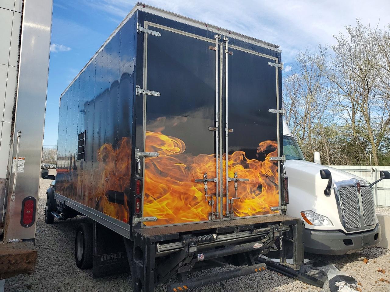 2019 Ram 5500 VIN 3C7WRNDL1KG695477 photo 2