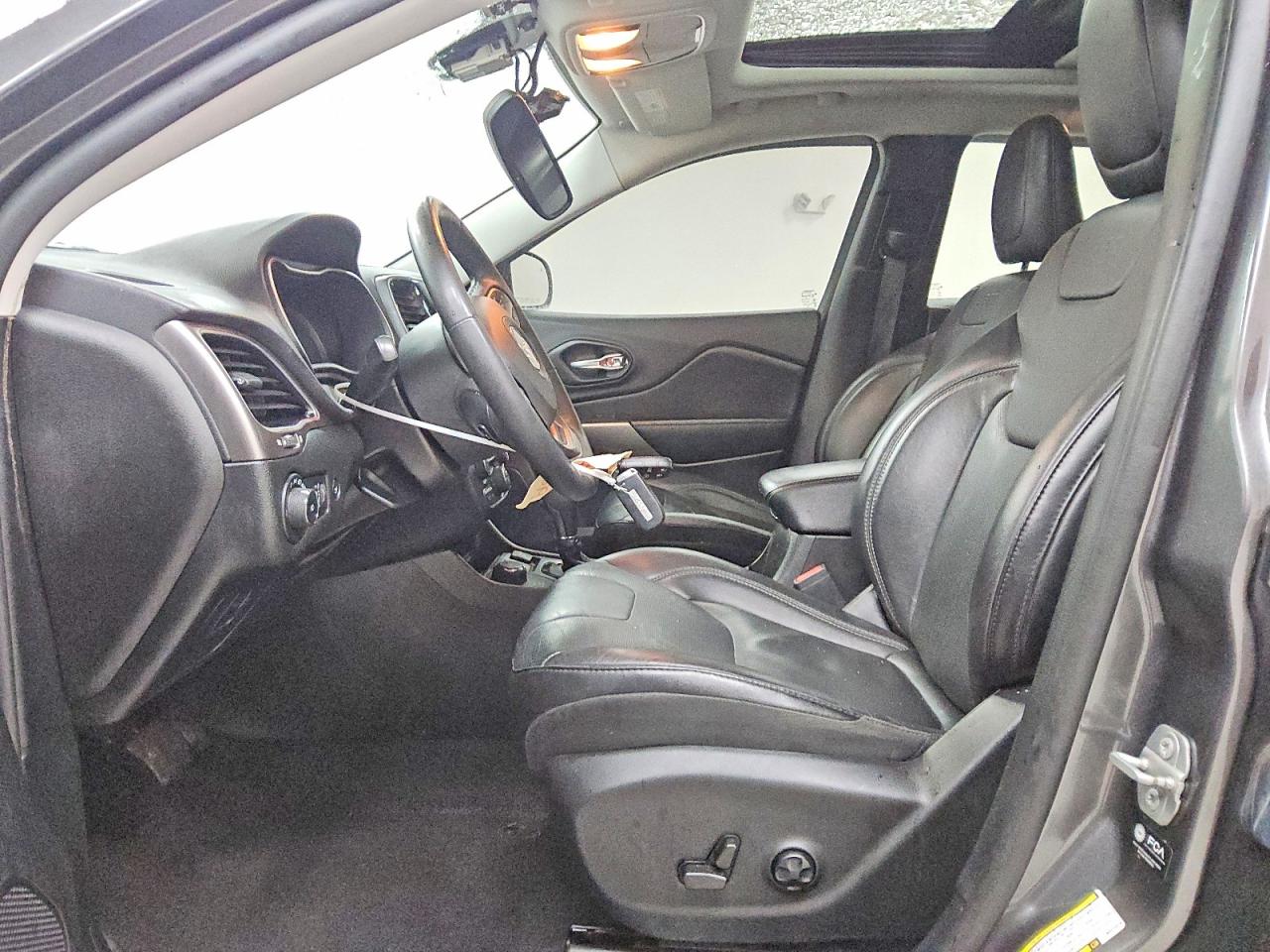 2021 Jeep Grand cher VIN 1C4PJMDX1MD223379 photo 7