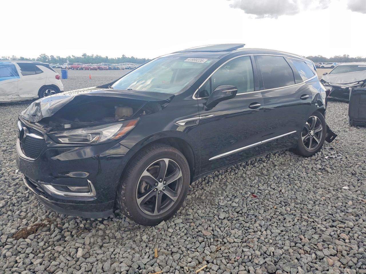 2020 Buick Enclave VIN 5GAERBKW2LJ235606 photo 1