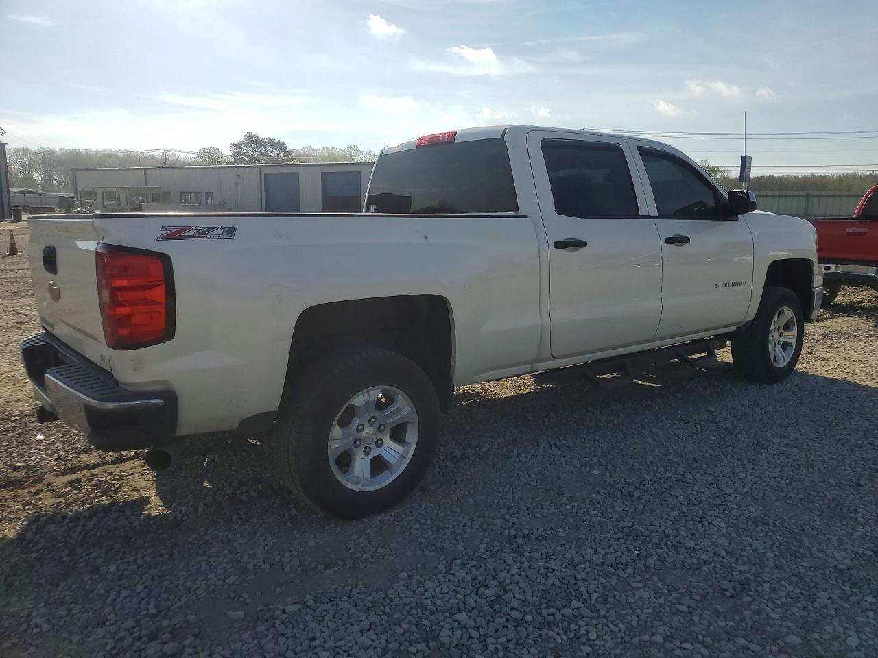 2014 Silverado VIN 3GCUKREC3EG395555 photo 3