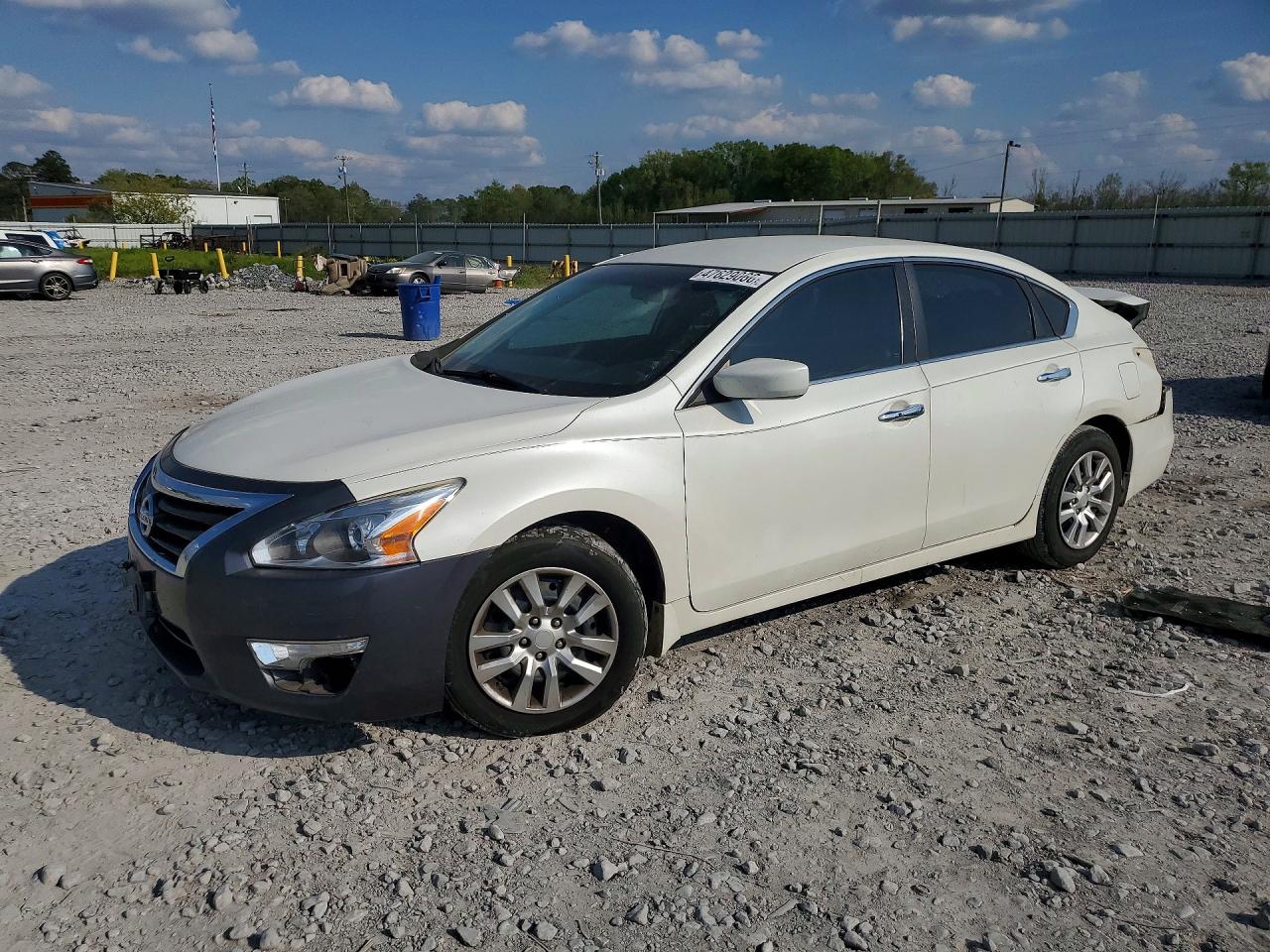 2015 NISS Altima VIN 1N4AL3AP3FN375021 photo 1