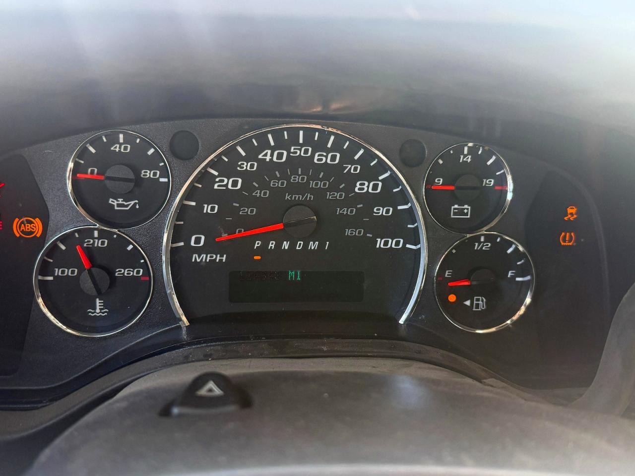 2015 CHEV Express VIN 1GCWGFCF7F1268555 photo 8