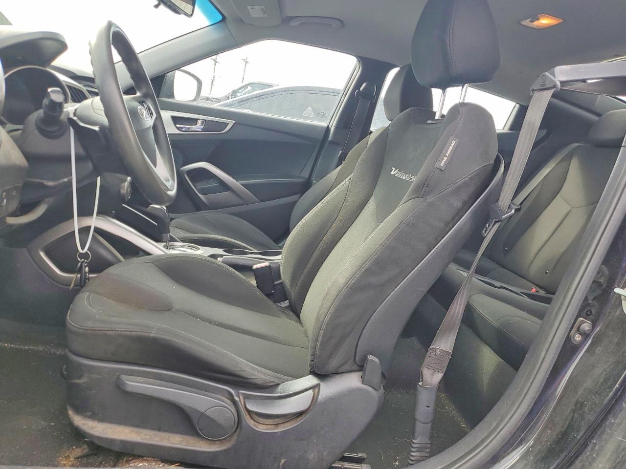 2012 Hyundai Veloster VIN KMHTC6AD8CU042191 photo 7