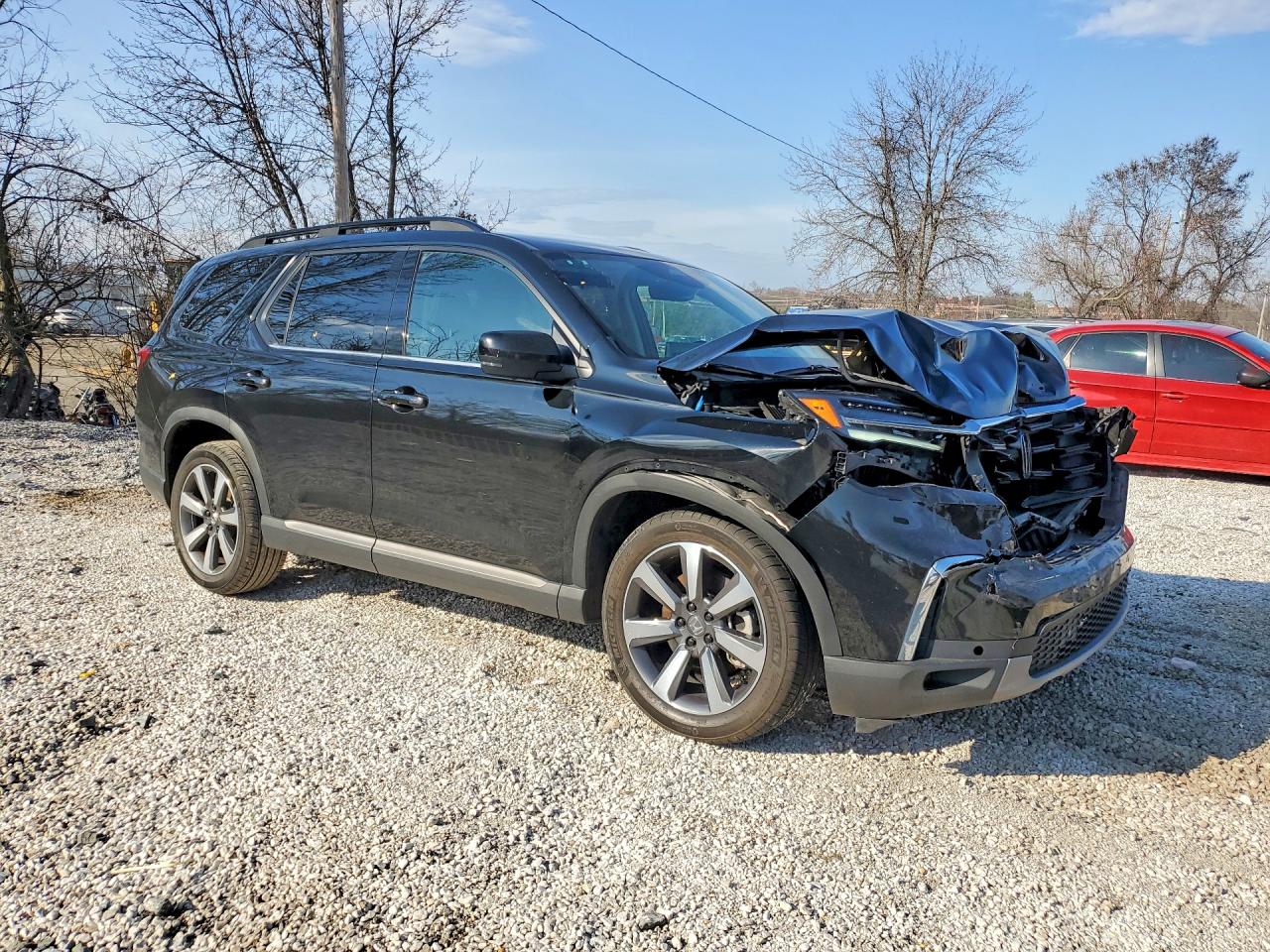 2023 Honda Pilot VIN 5FNYG1H89PB018104 photo 4
